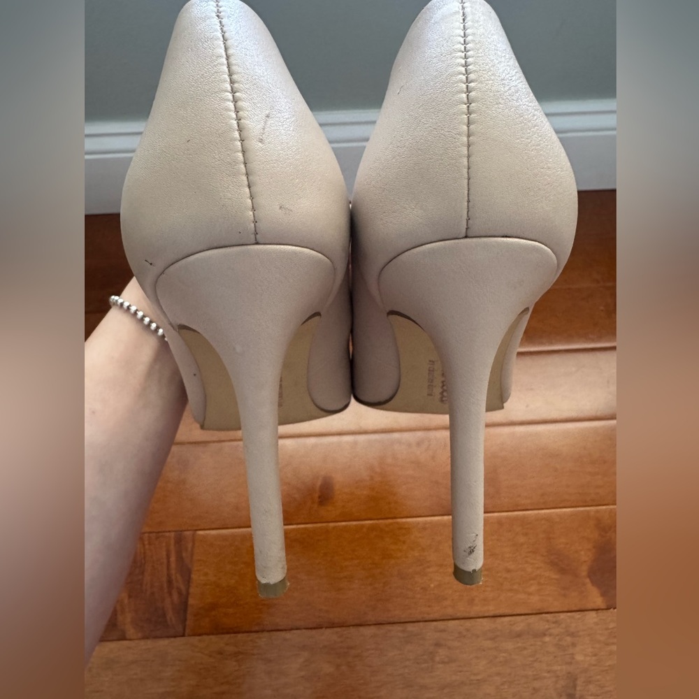 Charles by Charles David Nude Stiletto Pumps Size 8M Classic High Heels - Picture 3 of 8